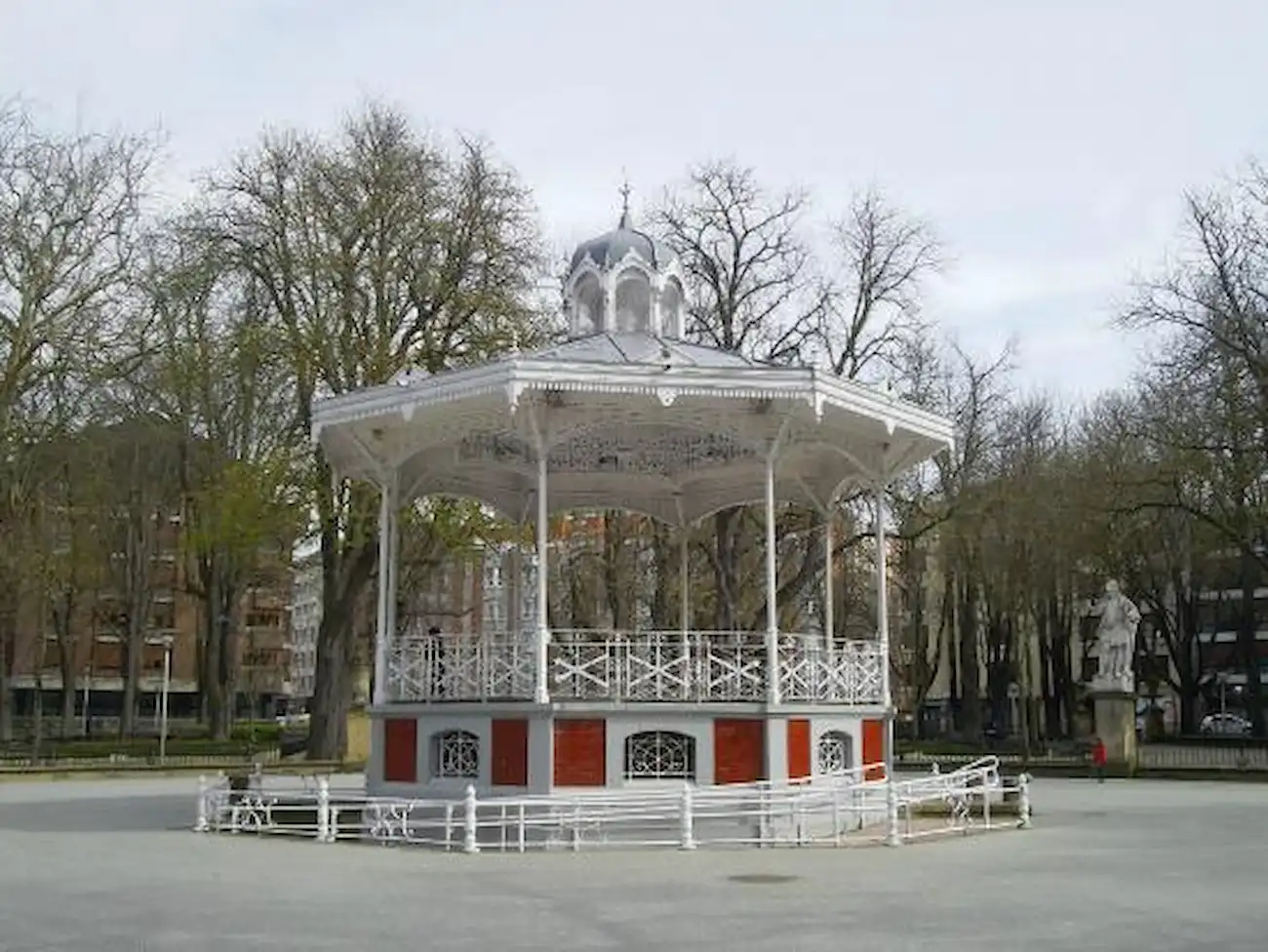 Vitoria-Gasteiz espera un fin de semana de calor.
