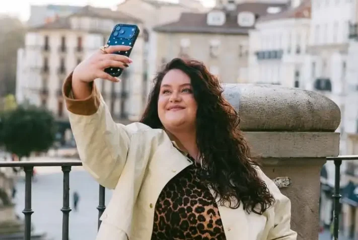 Paula Fernández cuenta con miles de seguidores en las redes sociales