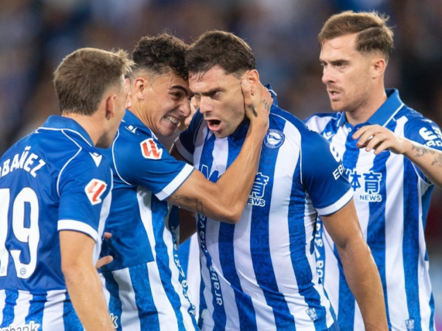 Mendizorroza invicto, el Deportivo Alavés líder