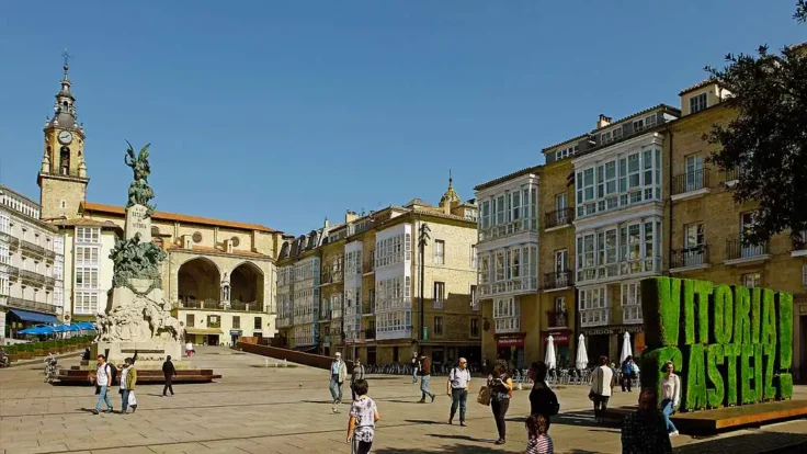 plaza virgen blanca