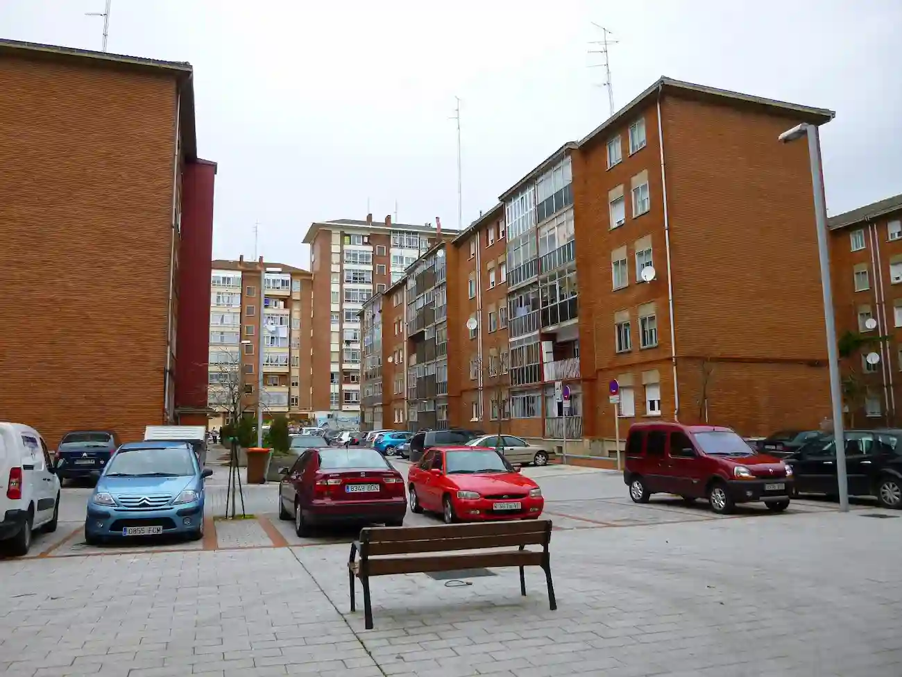Humor, DJ y Periodismo a pie de calle en Gasteiz