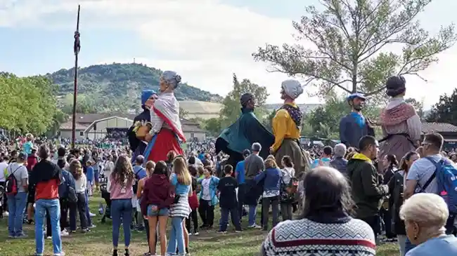 Campas de Olarizu repletas de vitorianos